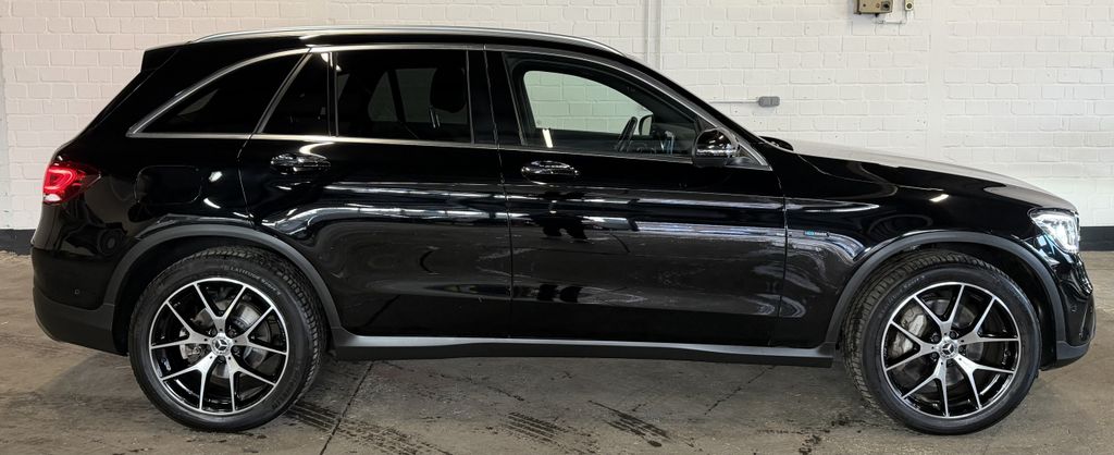 Mercedes-Benz GLC 300 2021