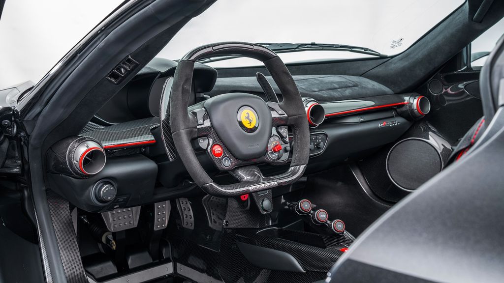 Ferrari LaFerrari 2018