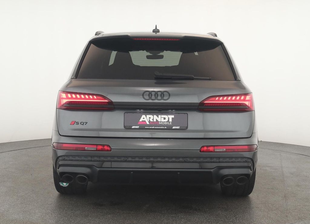 Audi SQ7 2025