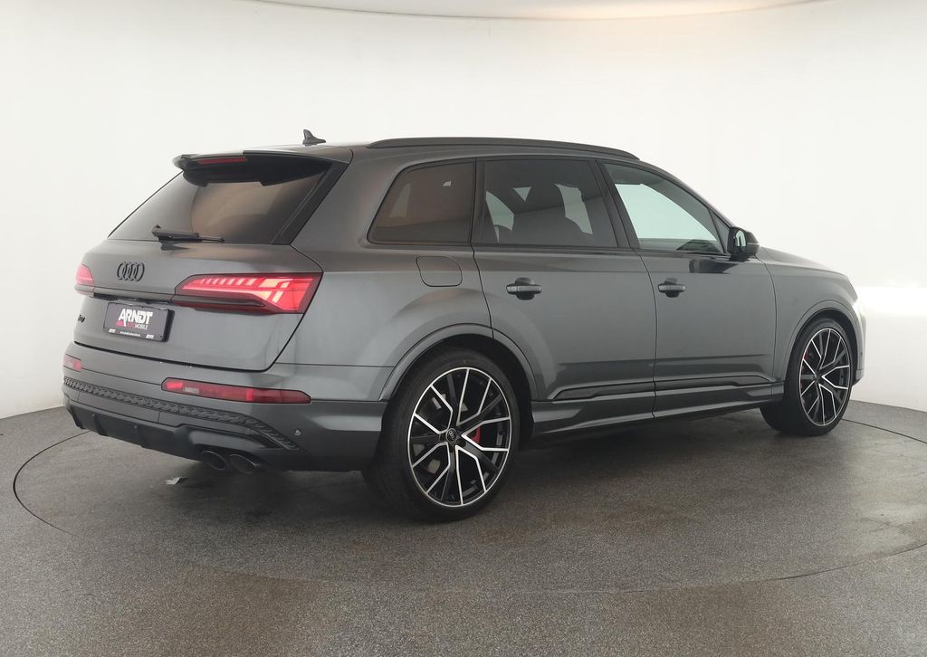 Audi SQ7 2025