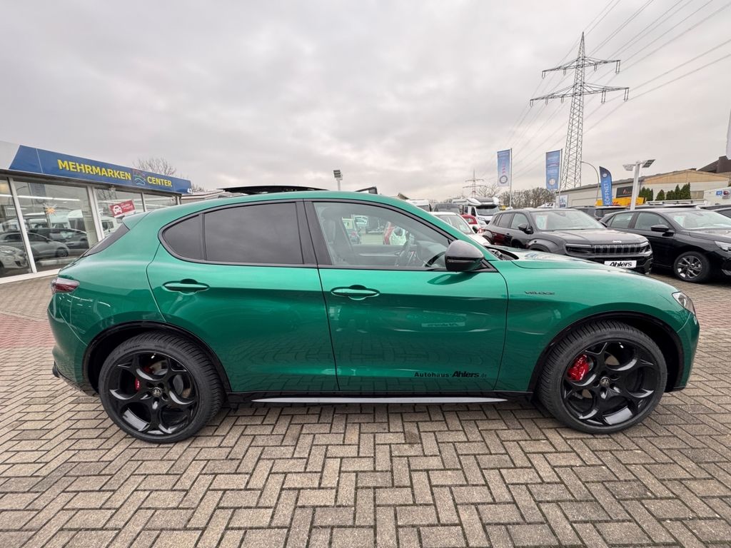 Alfa Romeo Stelvio 2025