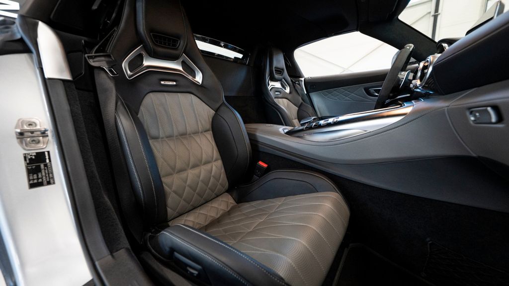 Mercedes-Benz AMG GT C 2021