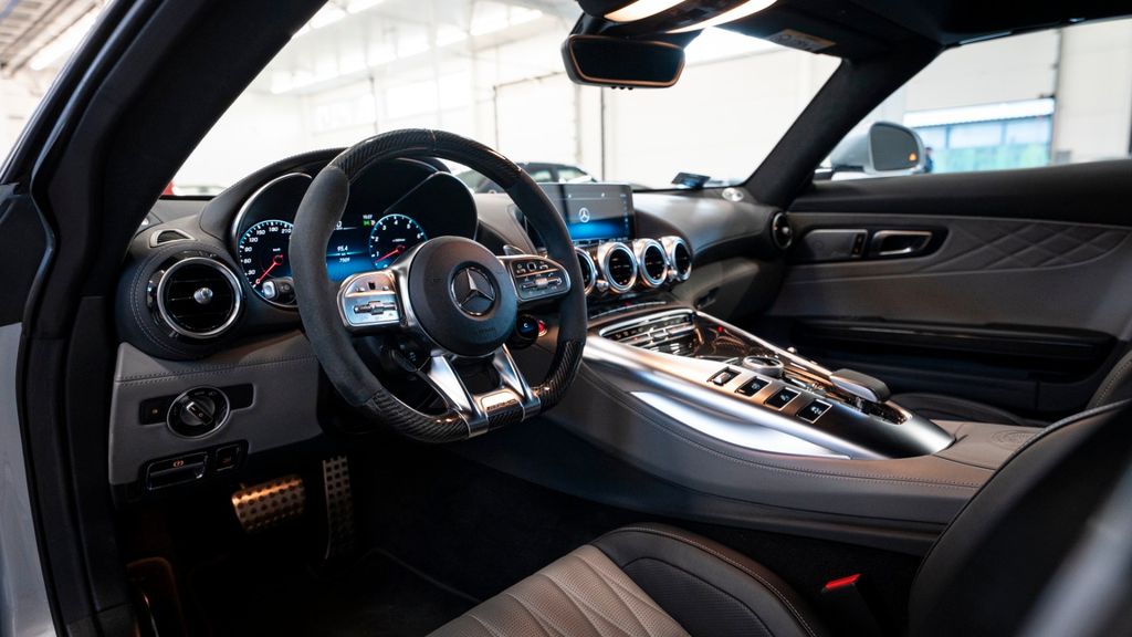 Mercedes-Benz AMG GT C 2021
