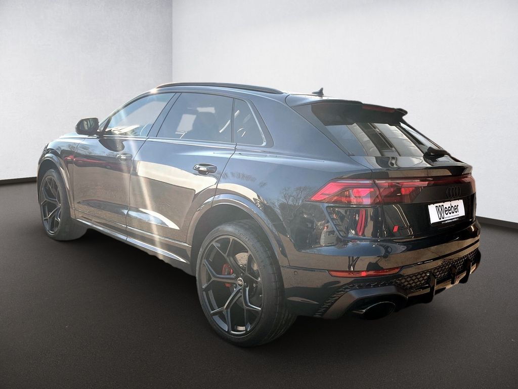 Audi RSQ8 2025