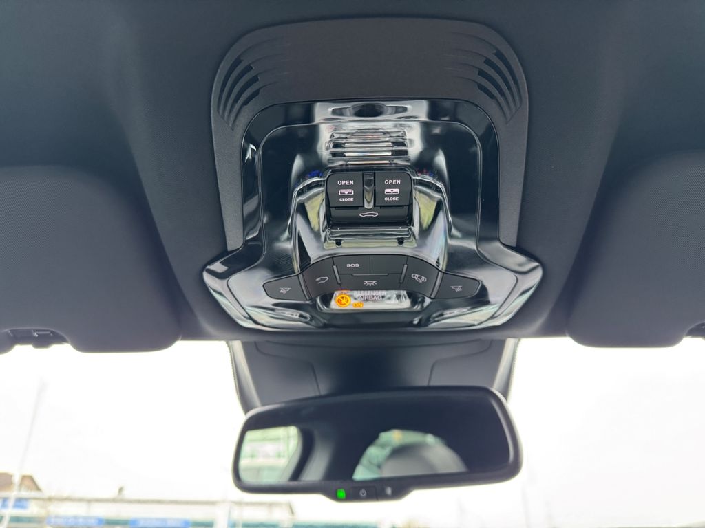 Alfa Romeo Stelvio 2025