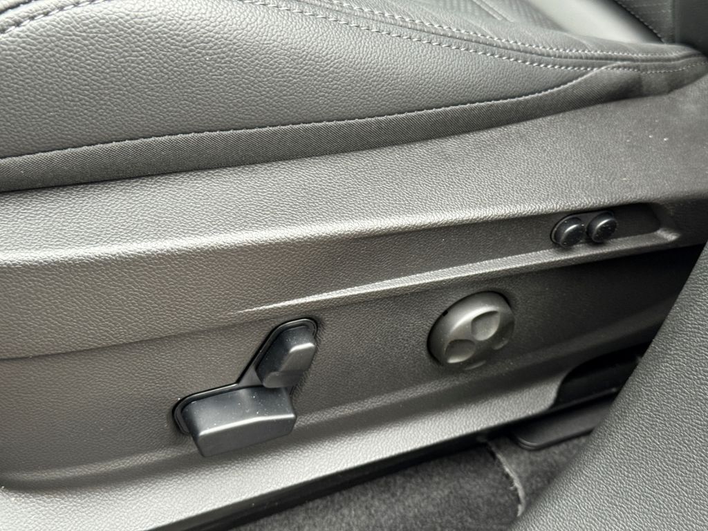 Alfa Romeo Stelvio 2025