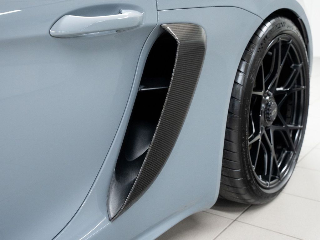 Porsche Boxster 2024