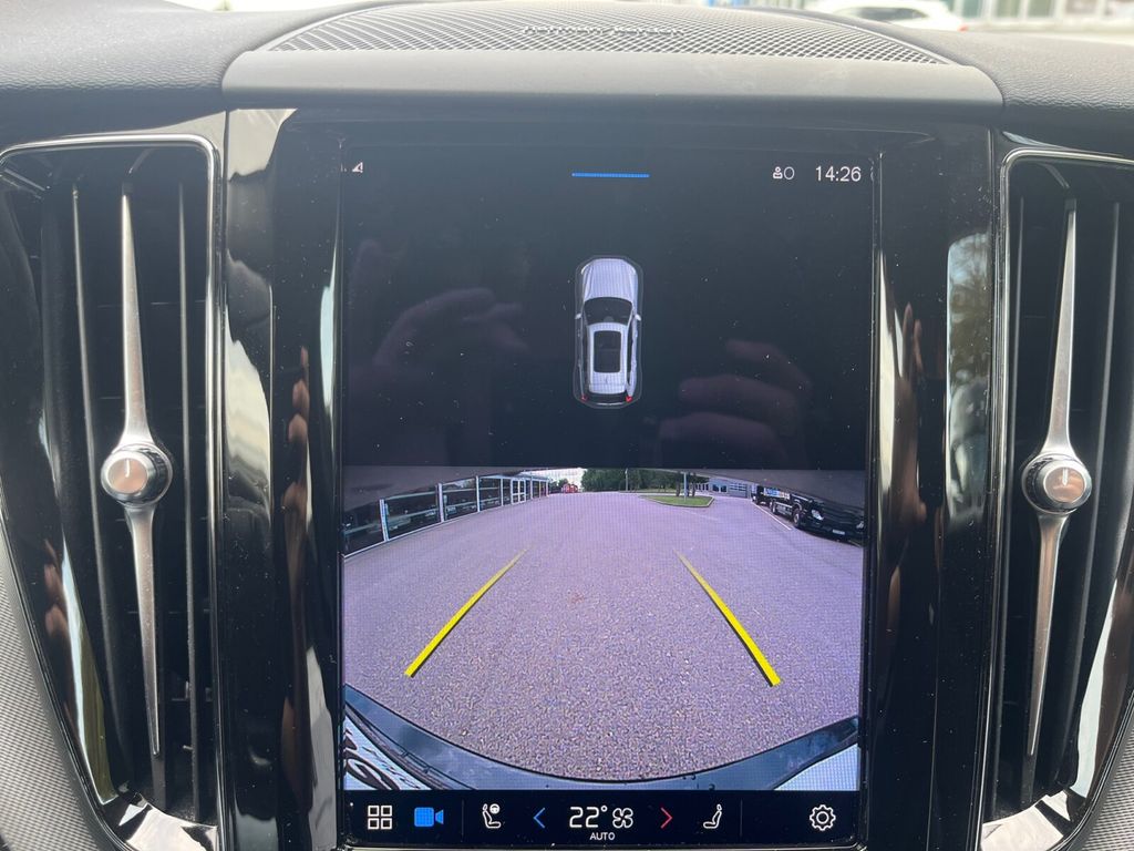 Volvo XC60 2022