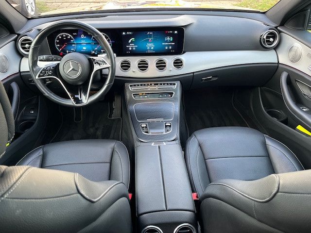 Mercedes-Benz E 300 2022