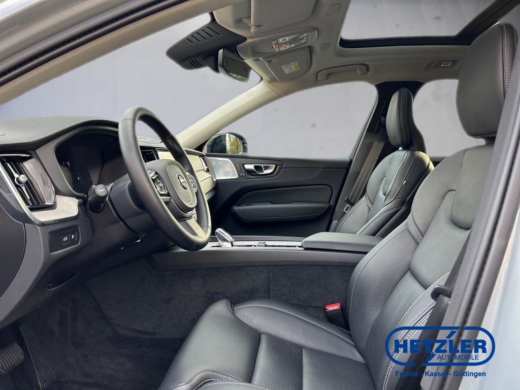 Volvo XC60 2025