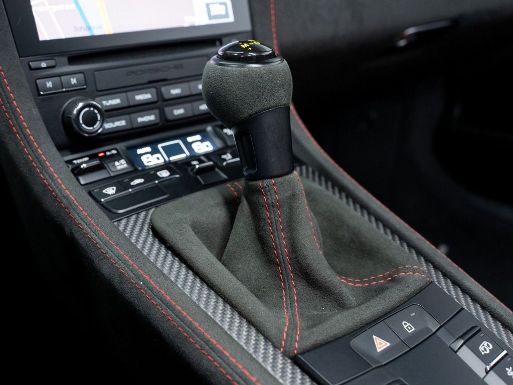 Porsche Boxster 2024