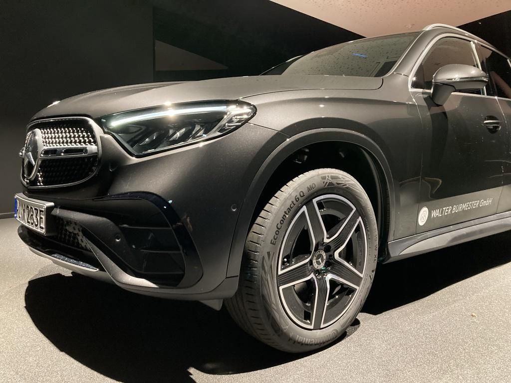 Mercedes-Benz GLC 300 2023