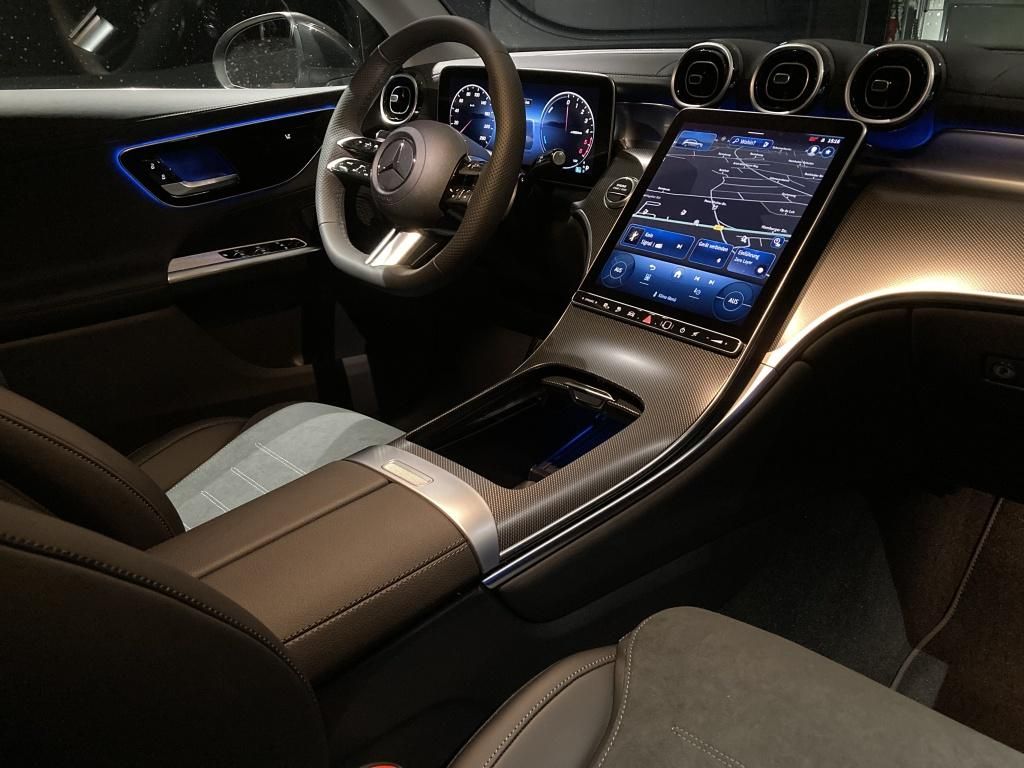 Mercedes-Benz GLC 300 2023