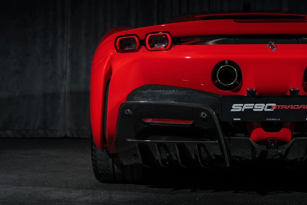 Ferrari SF90 2019