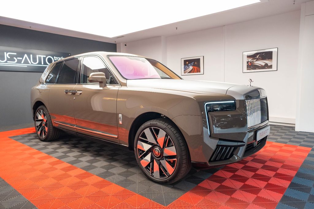Rolls-Royce Cullinan 2025