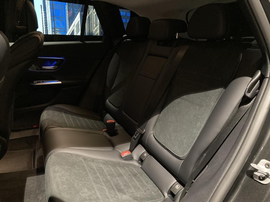 Mercedes-Benz GLC 300 2023