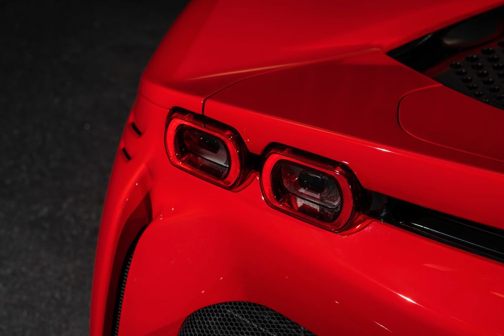 Ferrari SF90 2019