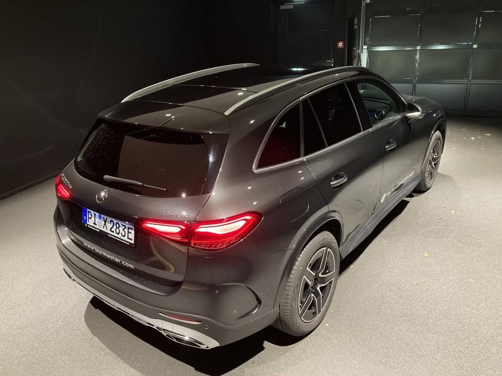 Mercedes-Benz GLC 300 2023