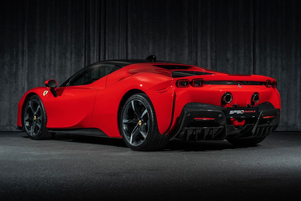 Ferrari SF90 2019