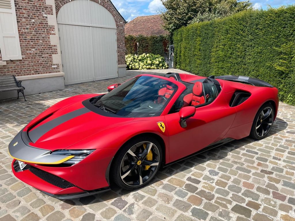 Ferrari SF90 2022