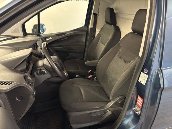 Ford Transit Courier 2021