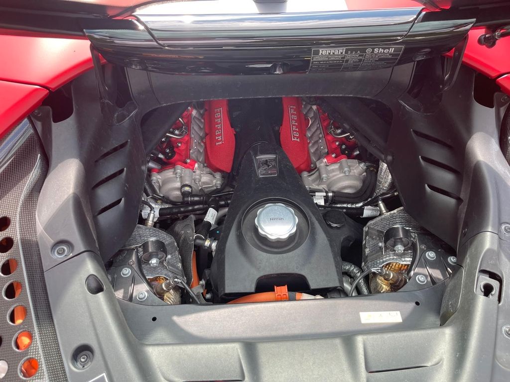 Ferrari SF90 2022