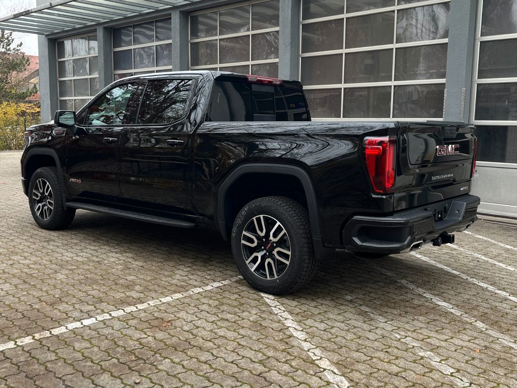 GMC Sierra