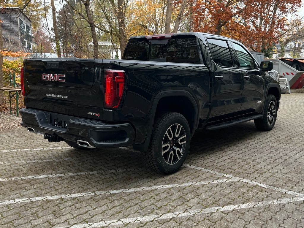 GMC Sierra