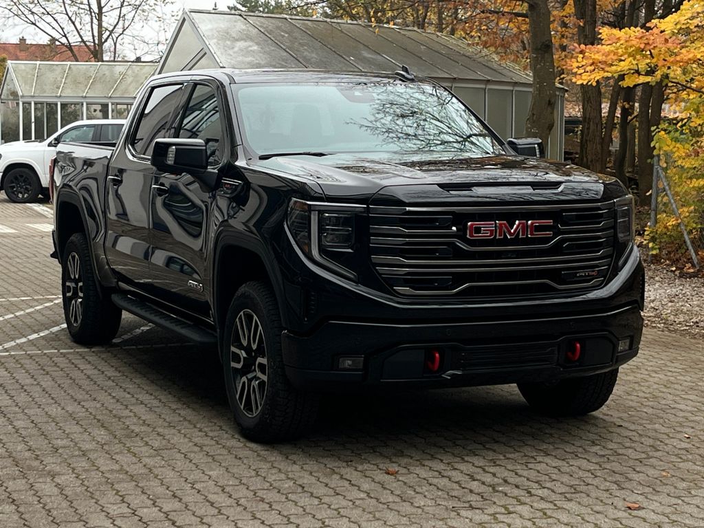 GMC Sierra