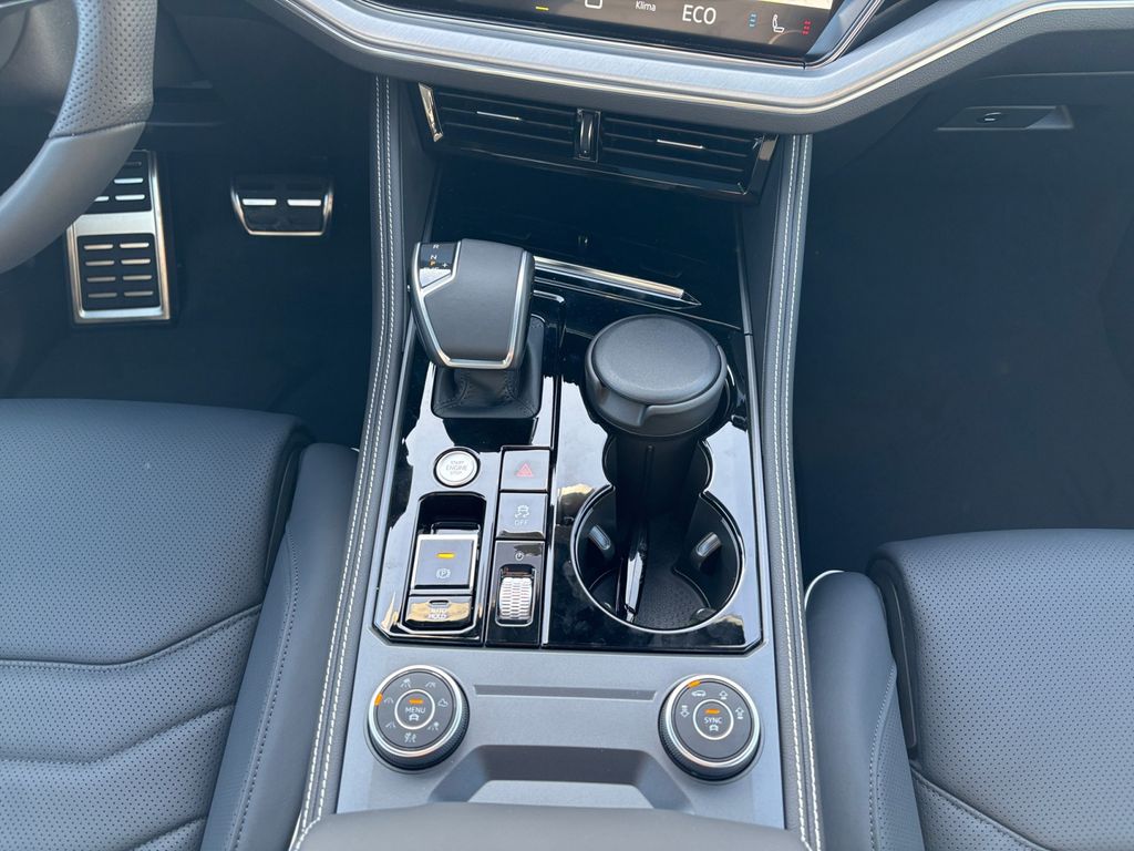 Volkswagen Touareg 2025