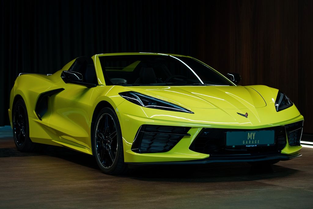Corvette C8 2025