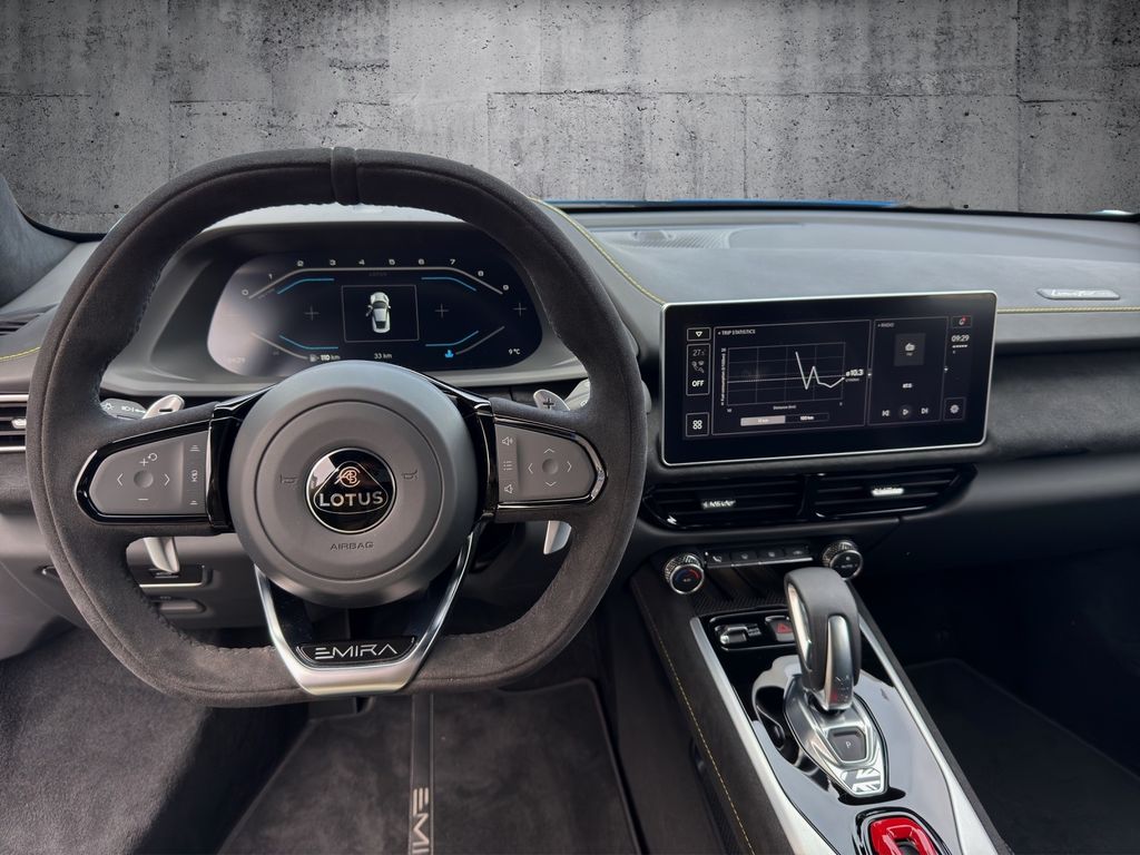 Lotus Emira