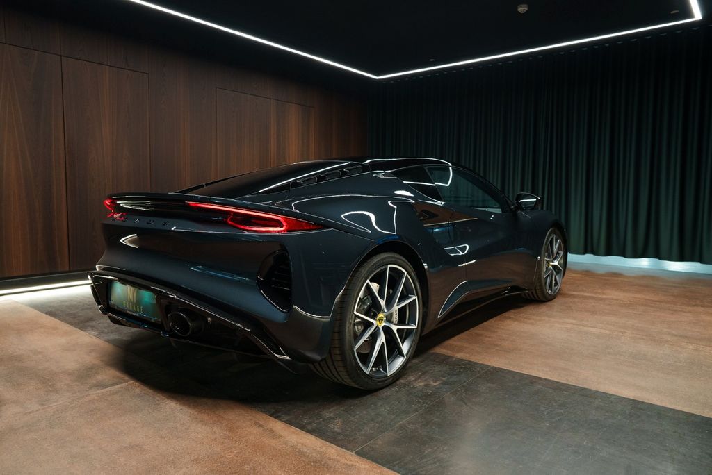 Lotus Emira 2023