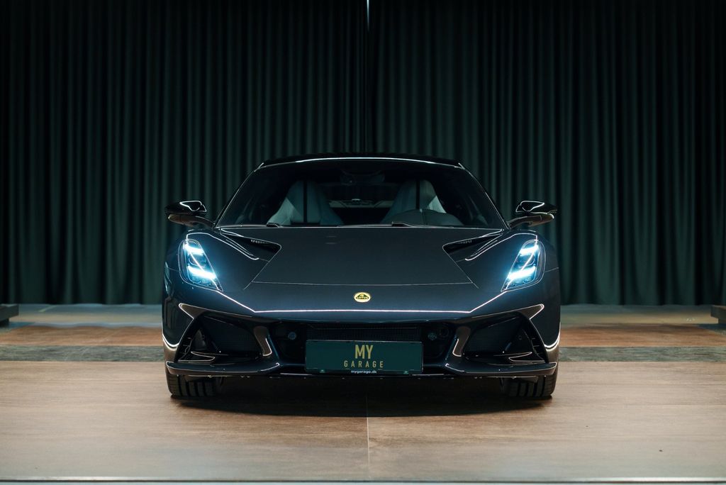 Lotus Emira 2023