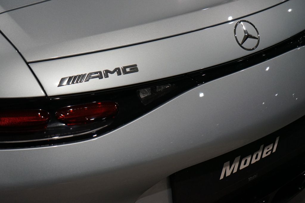 Mercedes-Benz AMG GT 2024