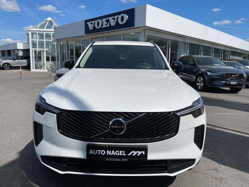 Volvo XC90 2025