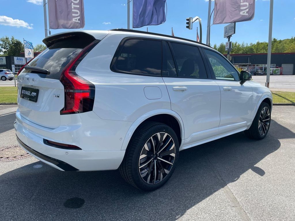 Volvo XC90 2025