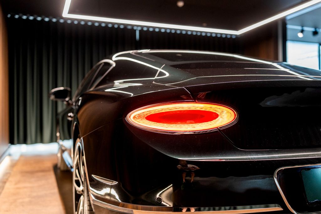 Bentley Continental 2019