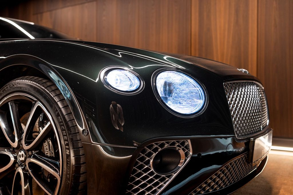 Bentley Continental 2019