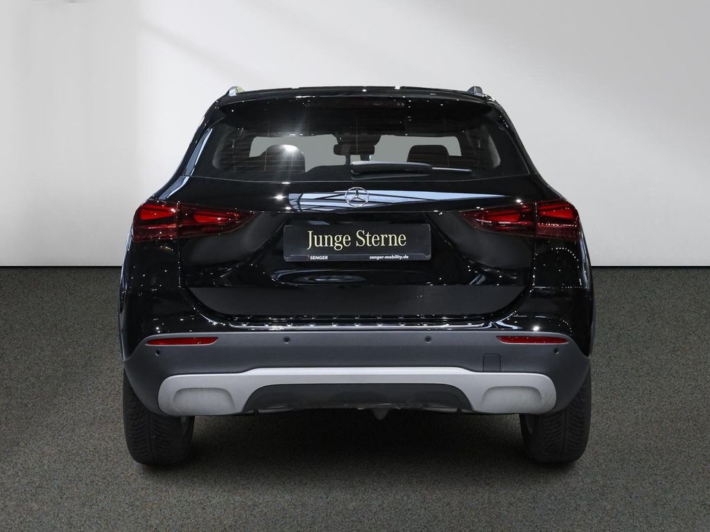 Mercedes-Benz GLA 200 2024