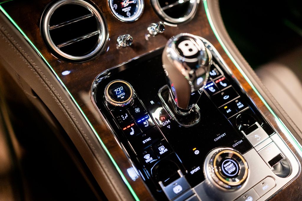 Bentley Continental 2019