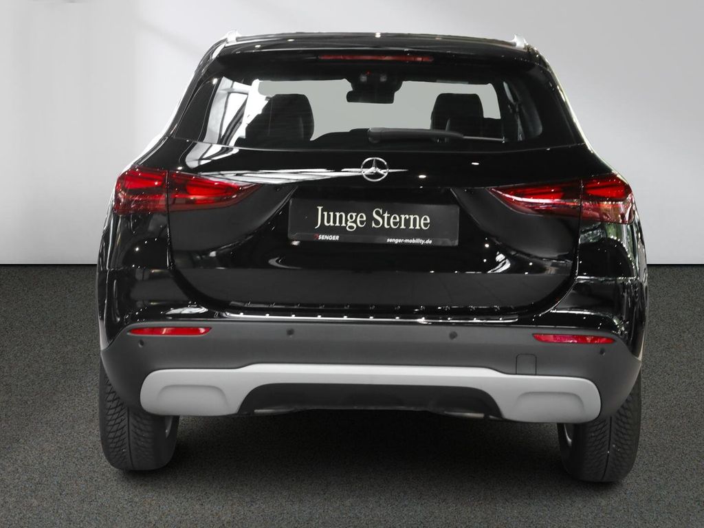Mercedes-Benz GLA 200 2024