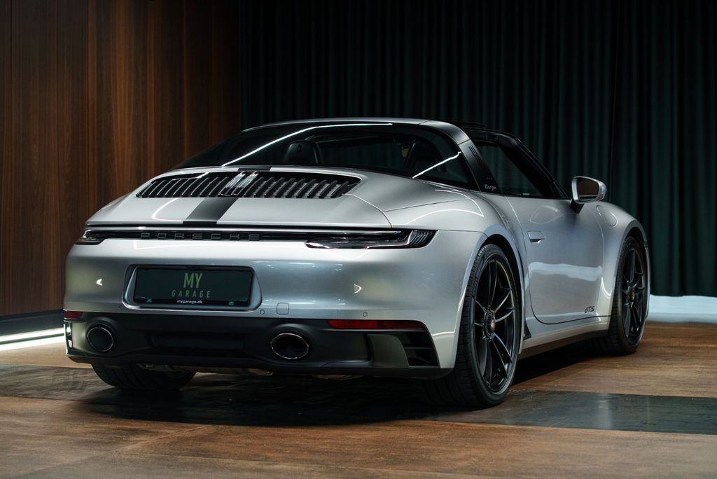 Porsche 992 2022