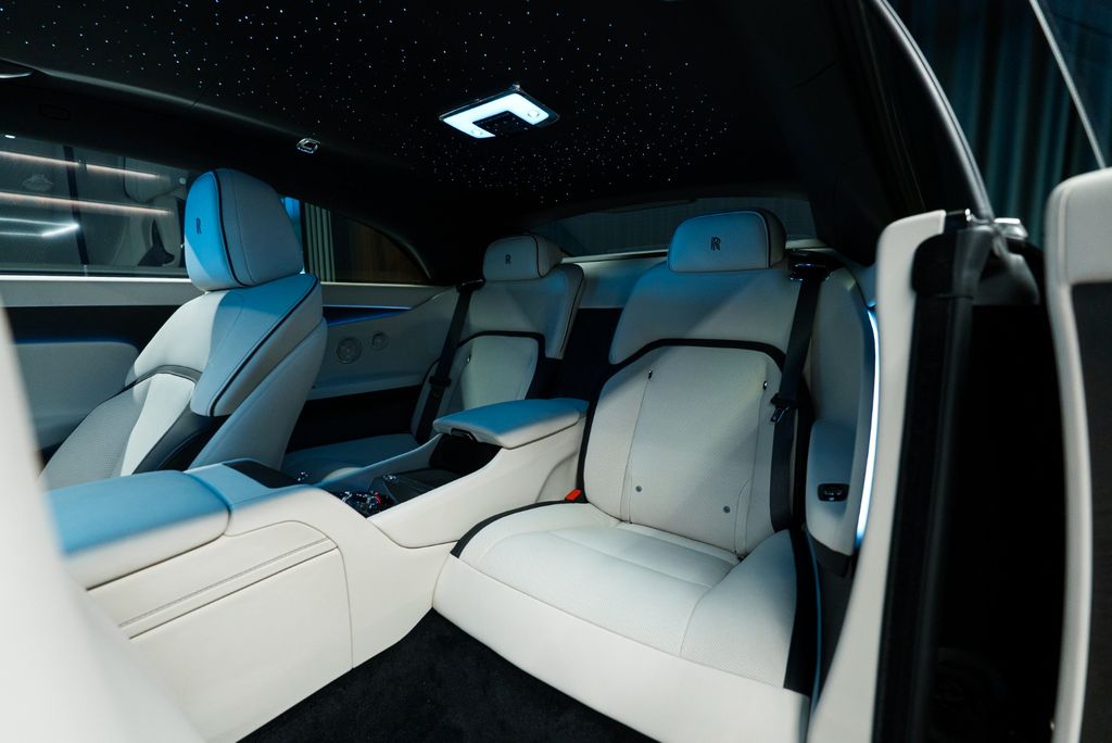 Rolls-Royce Spectre 2025