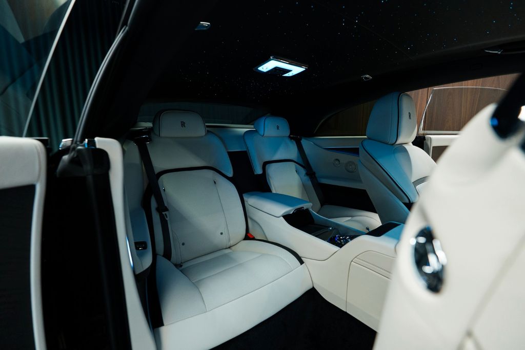 Rolls-Royce Spectre 2025