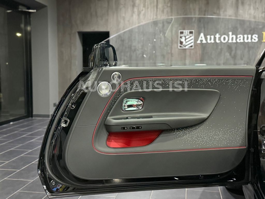 Rolls-Royce Spectre 2025