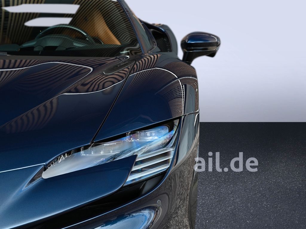 Ferrari SF90 2023