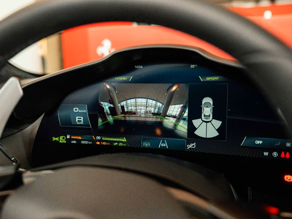 Ferrari 296 GTS 2025