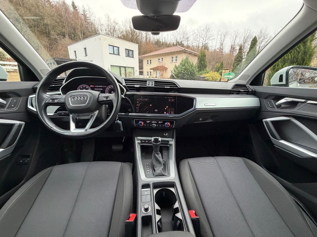 Audi Q3 2021