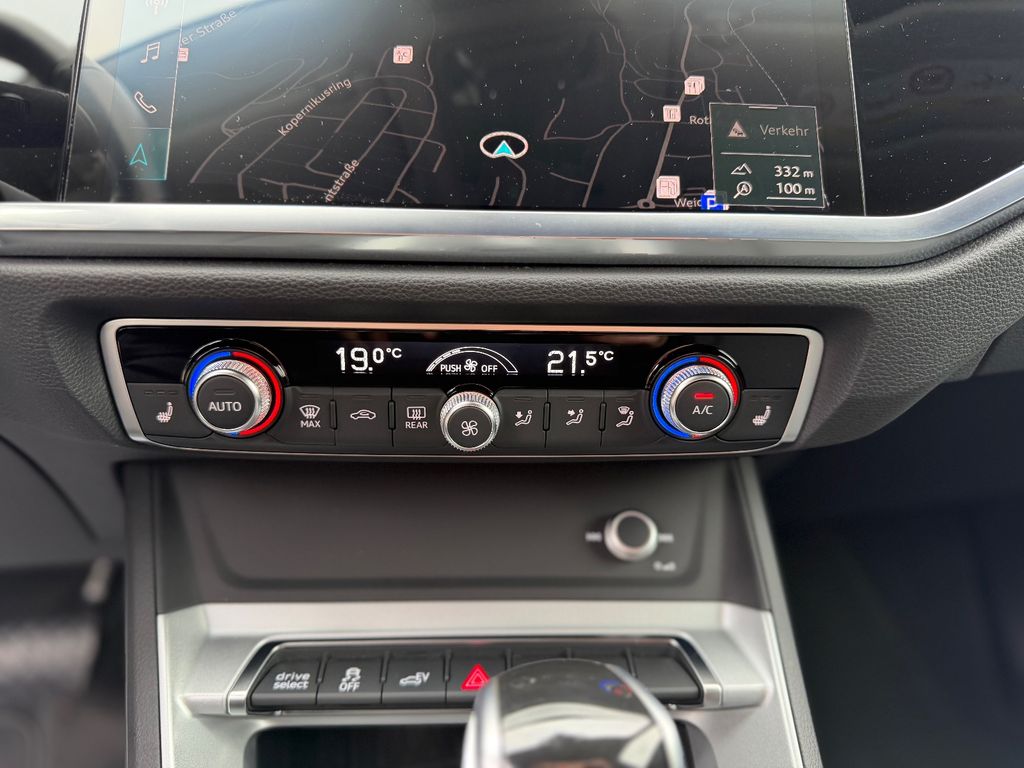 Audi Q3 2021